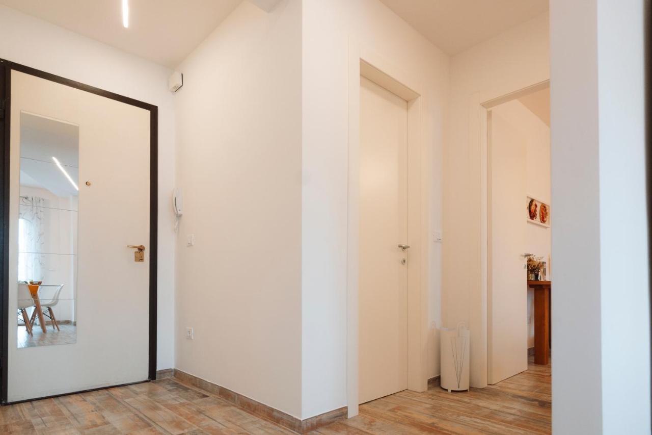 San Giusto Elegante Bilocale Con Balcone E Vista Apartment Trieste